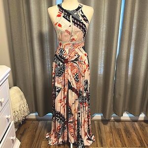 Beautiful ATL maxi dress New with tags !!